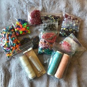 Bundle of beads/string